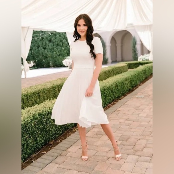 RACHEL PARCELL Ivory Cloud Pleated Crepe Skirt Mixed Media Knit Dress - Picture 2 of 10